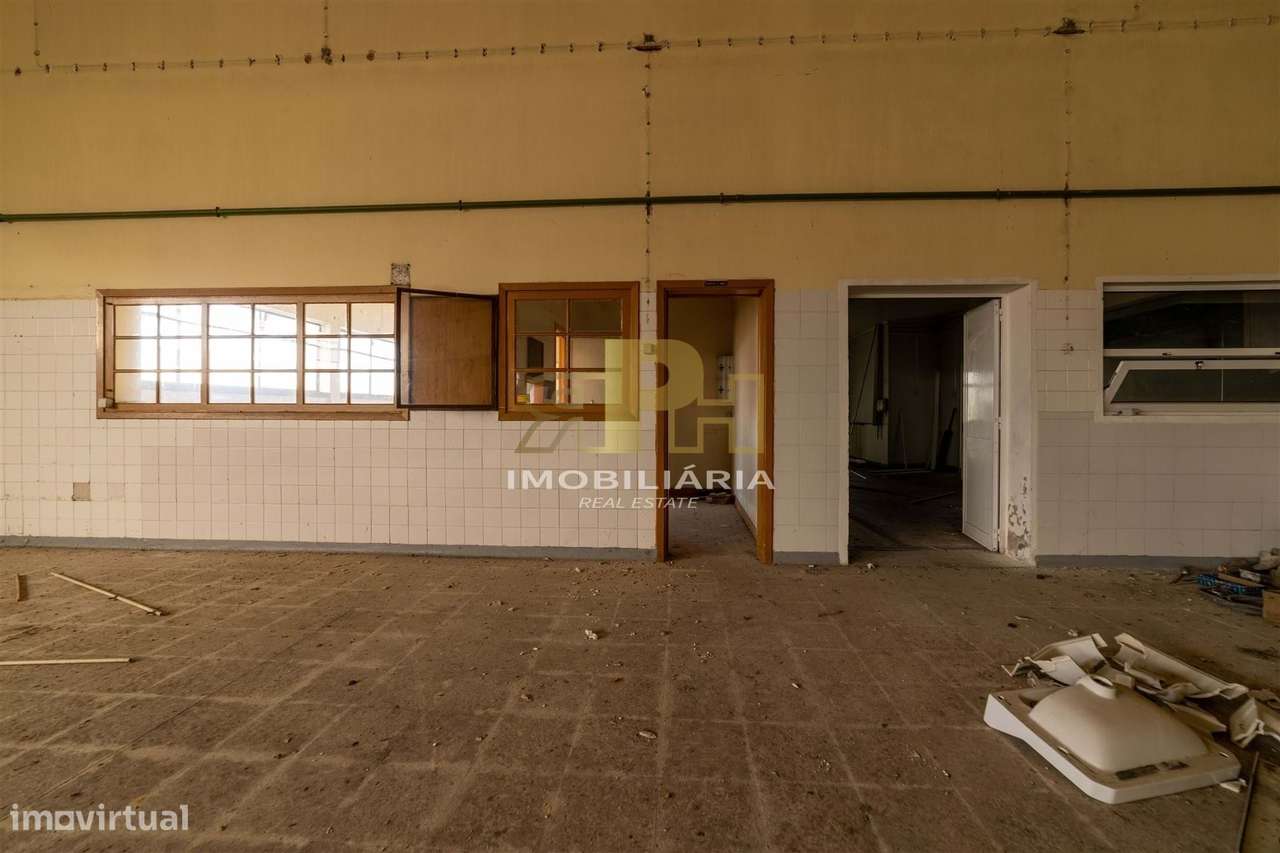 Armazém T6 Venda em Alcanhões,Santarém-22