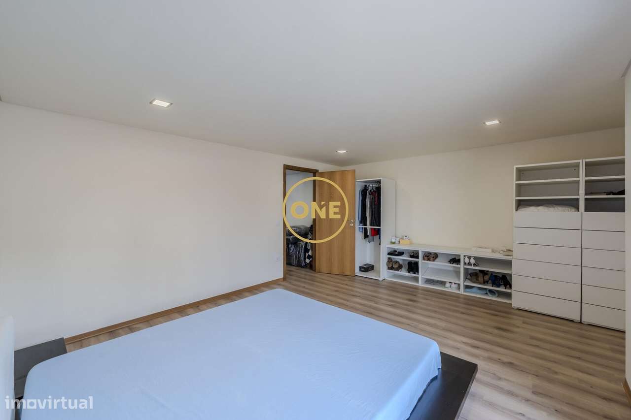 Moradia T1+ T3 em Vale S. Martinho - V.N. Famalicão-27