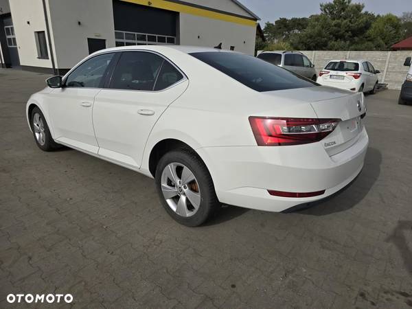 Skoda Superb 1.8 TSI Style DSG - 7