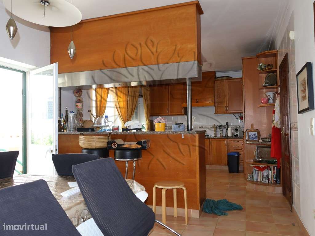 T5 Montijo com garagem para 3 carros e lavandaria - Grande imagem: 5/30