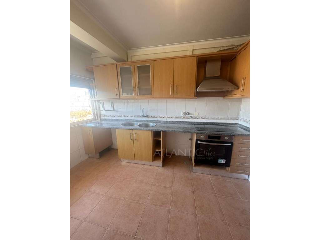 Apartamento T2 no Pendão - Queluz-Belas - Grande imagem: 2/23