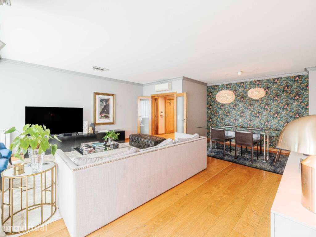 T3 em Telheiras com 155m² | Box para 2 carros | Varanda | Excelente...-27