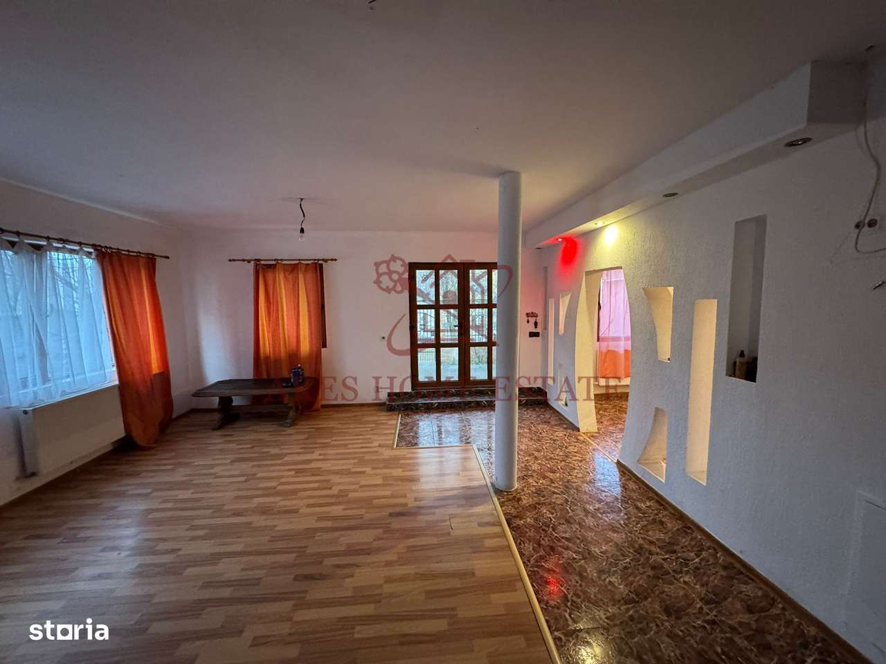 Casă 7 camere + spațiu comercial 55 mp – Orțișoara, 0% comision - Imagine principală: 5/16