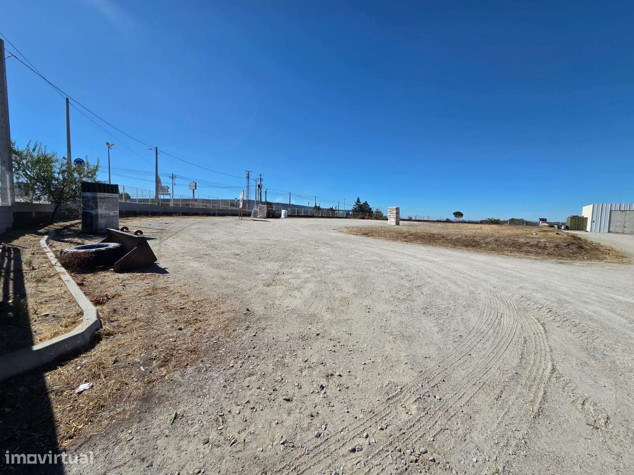 Terreno em Nelas - Grande imagem: 4/13