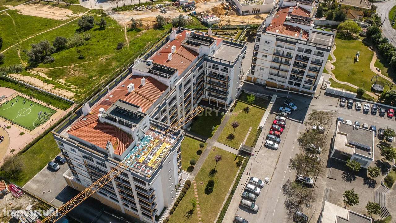 Apartamento T2 Duplex com terraço em condomínio privado - Grande imagem: 4/59