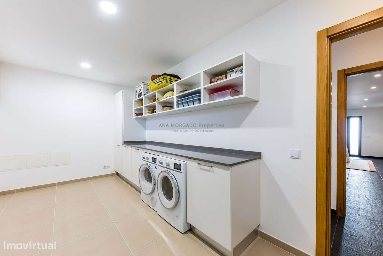 Moradia de Alto Padrão na Marinha Grande – Perto de Leiria e das Praia-58