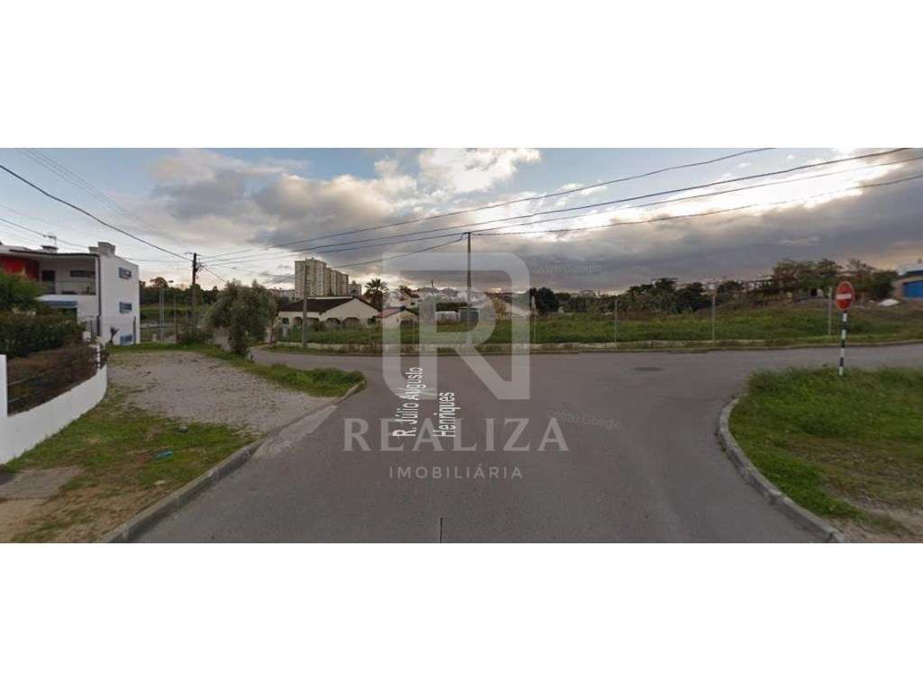 Lote em zona urbana com 4999 m2 em Seixal - Grande imagem: 4/10
