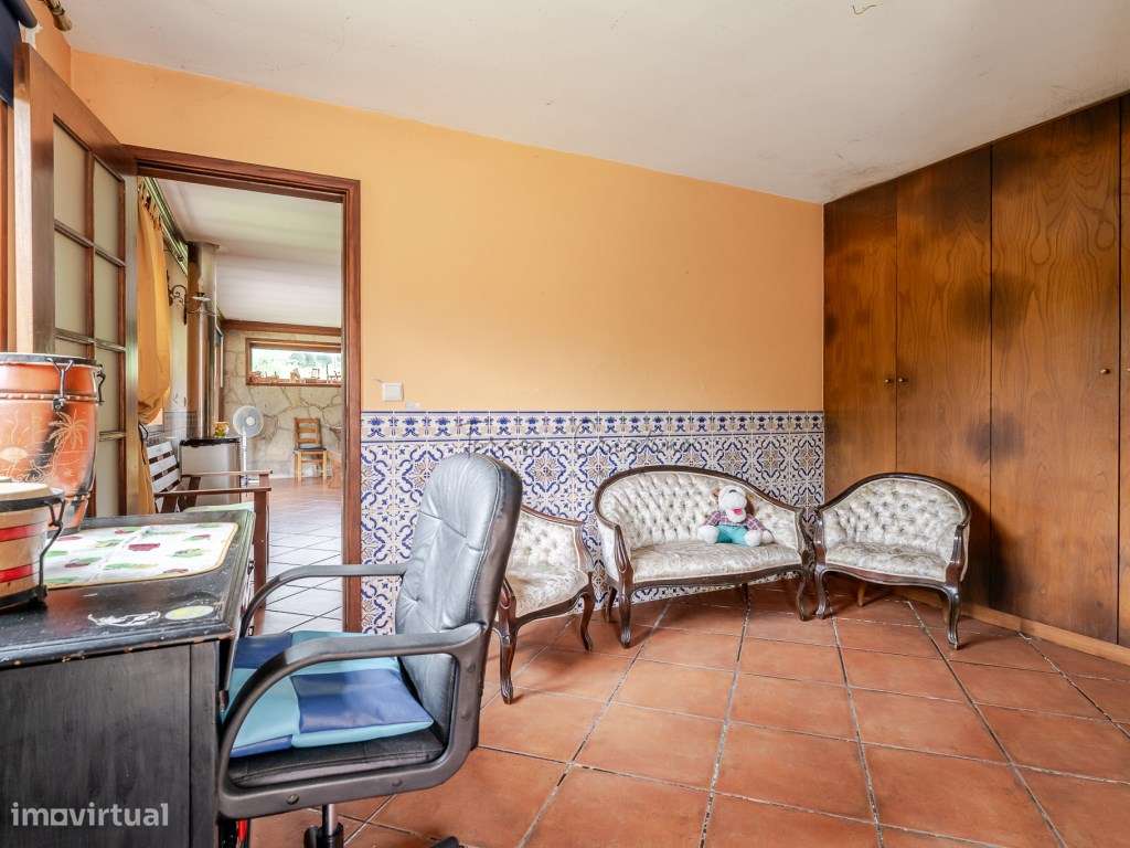 Moradia T3 Isolada com Anexo e 750 m² de Terreno Arca, Ponte de Lima-27