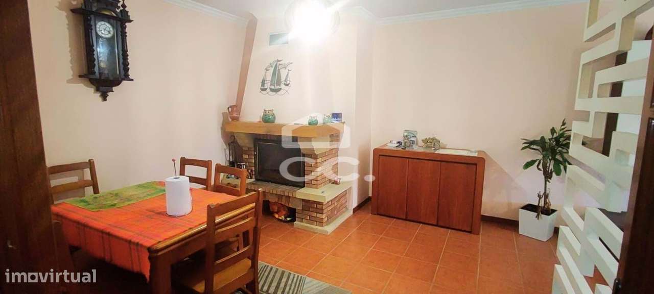 Andar Moradia T4, Real, Ataíde e Oliveira, Amarante-2