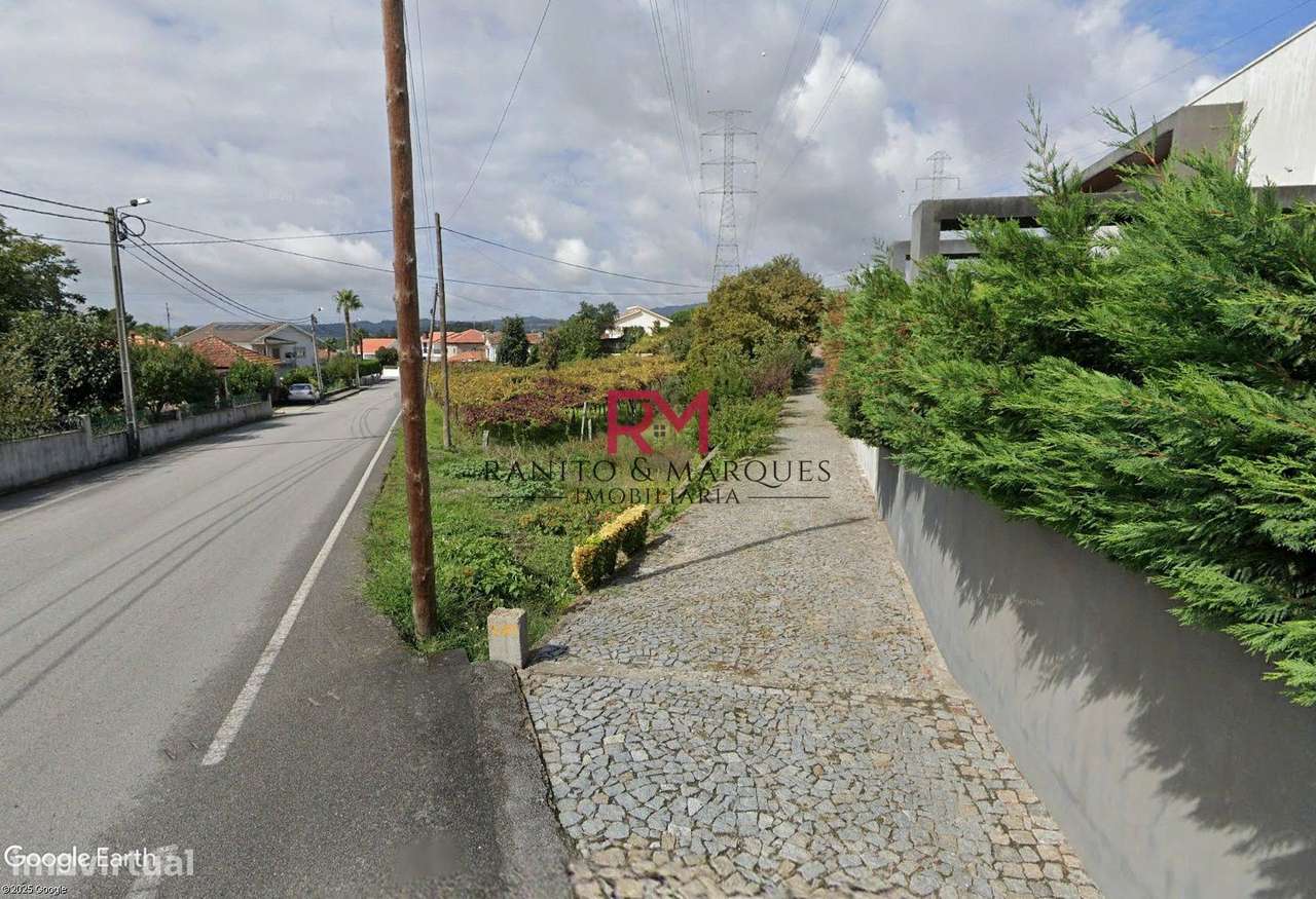 TERRENO COM 1200M2 | GUILHUFE, PENAFIEL - Grande imagem: 4/7
