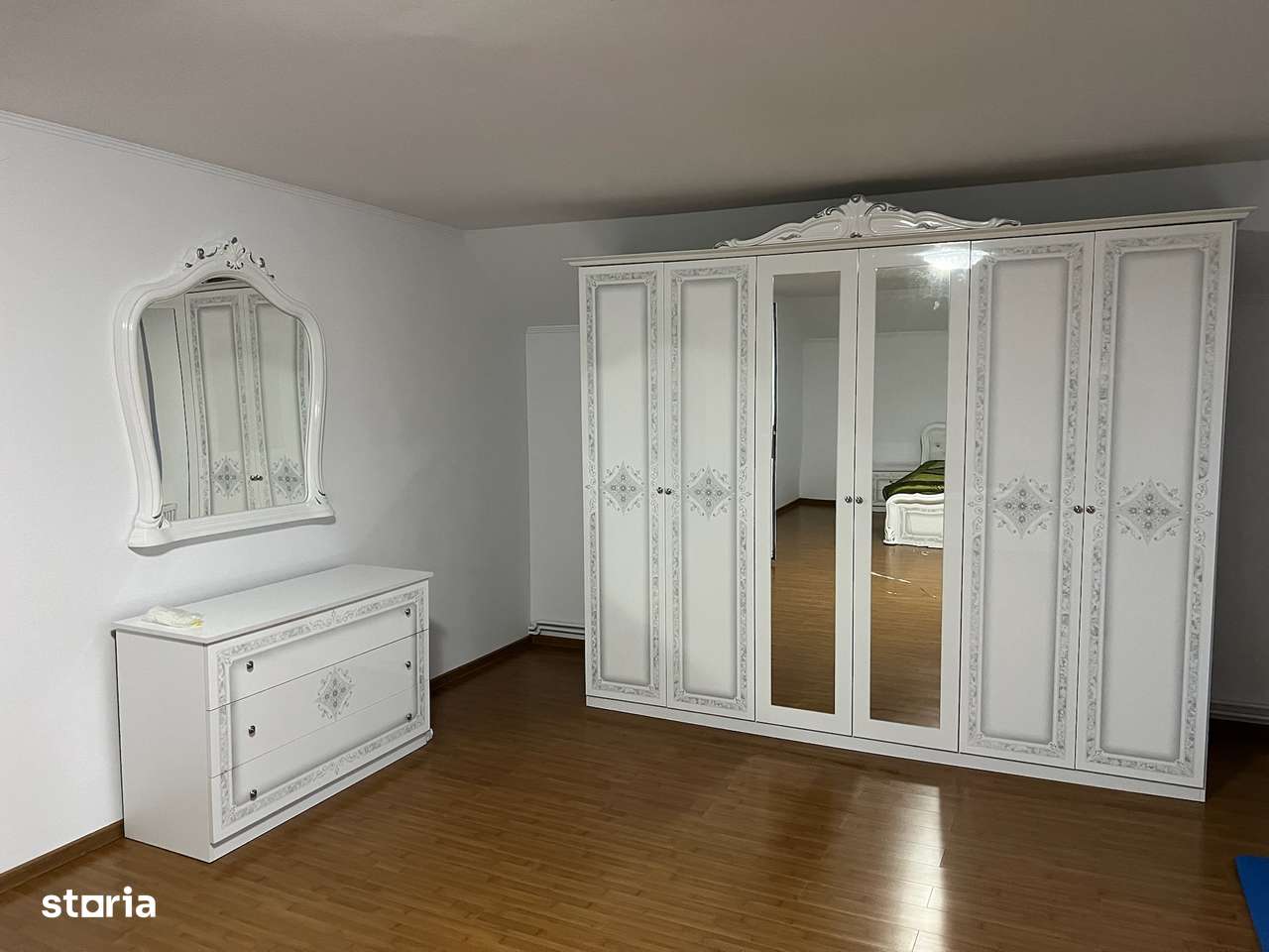 Casa cu mansarda + casa batraneasca in Trifesti, Roman,  Jud. Neamt - Imagine principală: 4/10