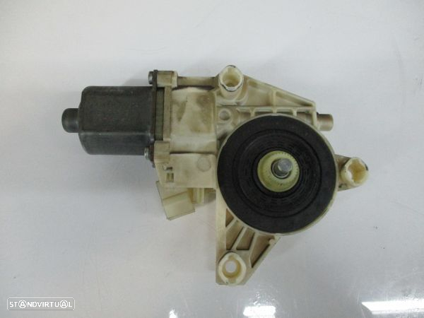 Motor Elevador Porta Tras Dto Mercedes-Benz E-Class (W212) - 2