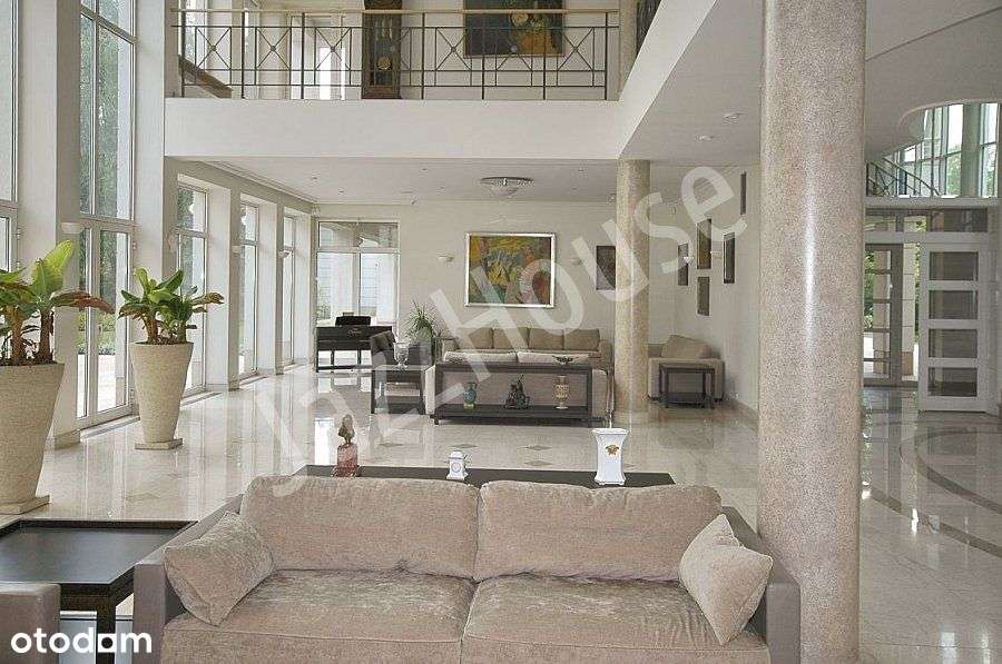 Rezydencja Na Sprzedaż - Basen - Spa - Park - Pełny obrazek: 5/20