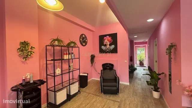 Trespasse de Gabinete de Estética Totalmente Equipado em Oliveira do D - Grande imagem: 4/23