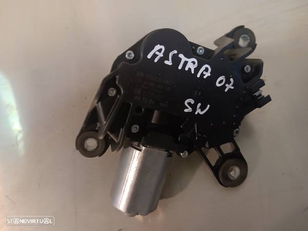 MOTOR LIMPA VIDROS TRAS OPEL ASTRA H CARAVAN SW 13105981 - 1