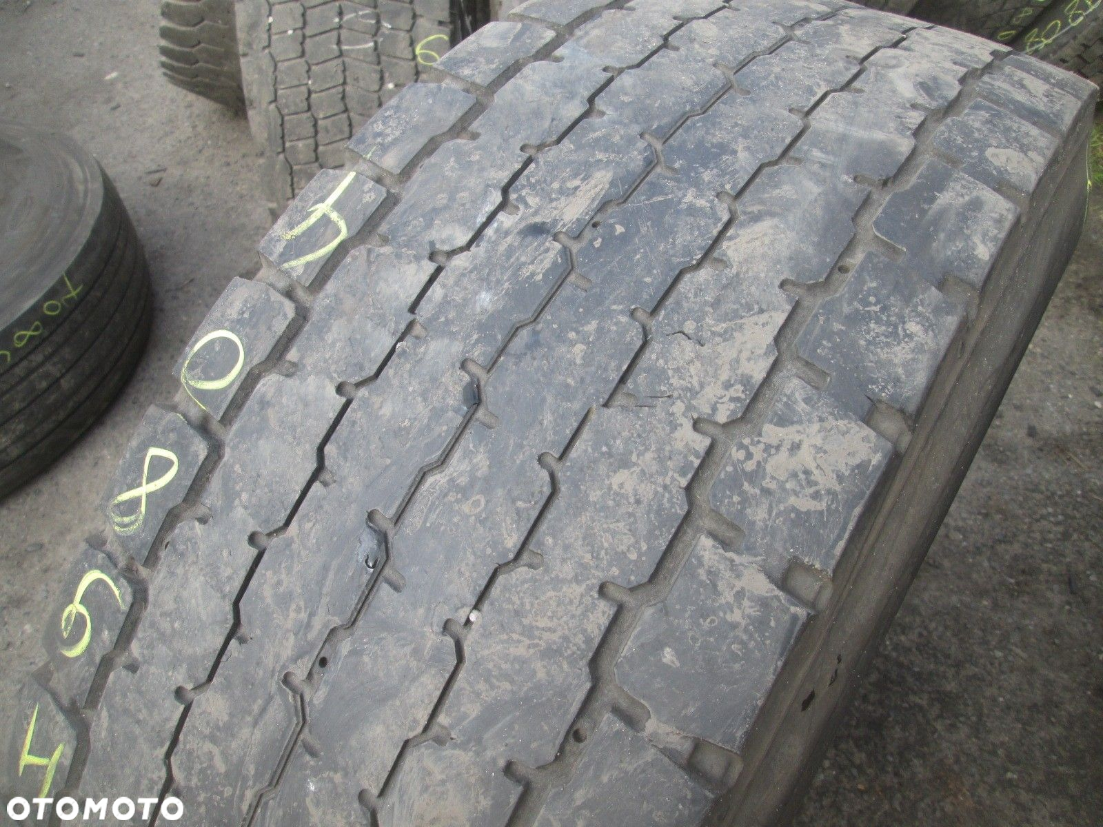 Opona ciężarowa 315/70R22.5 Goodyear ULTRA GRIP WTD - 2