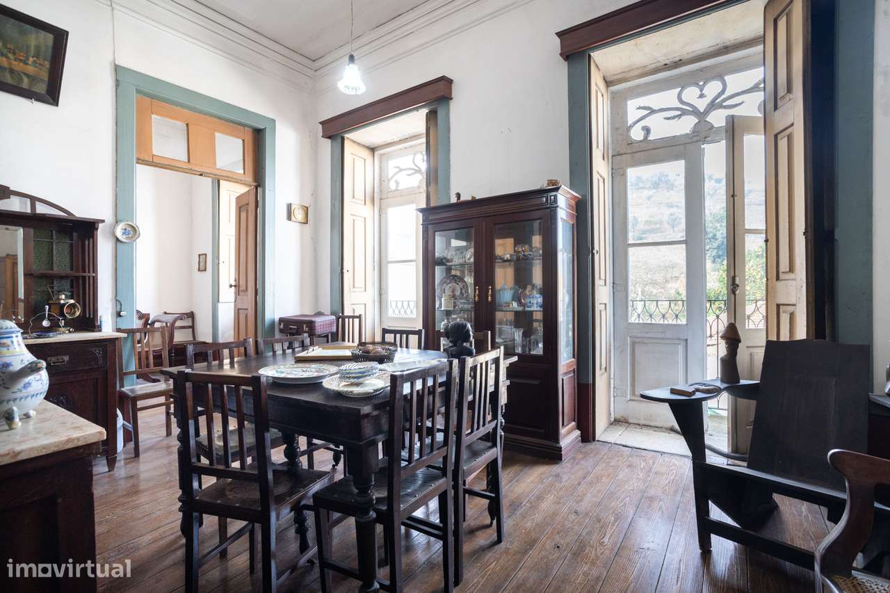 Encante-se com este Palacete Único no Coração do Douro – Um Refúgio de - Grande imagem: 4/43