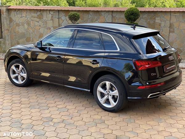 Audi Q5 50 TFSI e quattro S tronic sport - 4