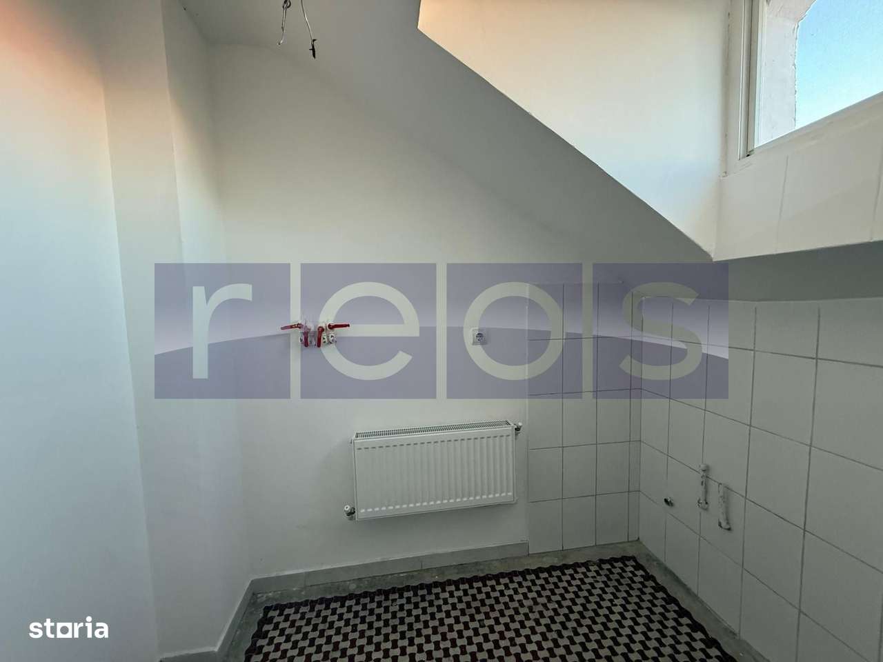 VANZARE 2 CAMERE | MANSARDA | 40 MP | NOU RENOVAT | LOC PARCARE | - Imagine principală: 5/10