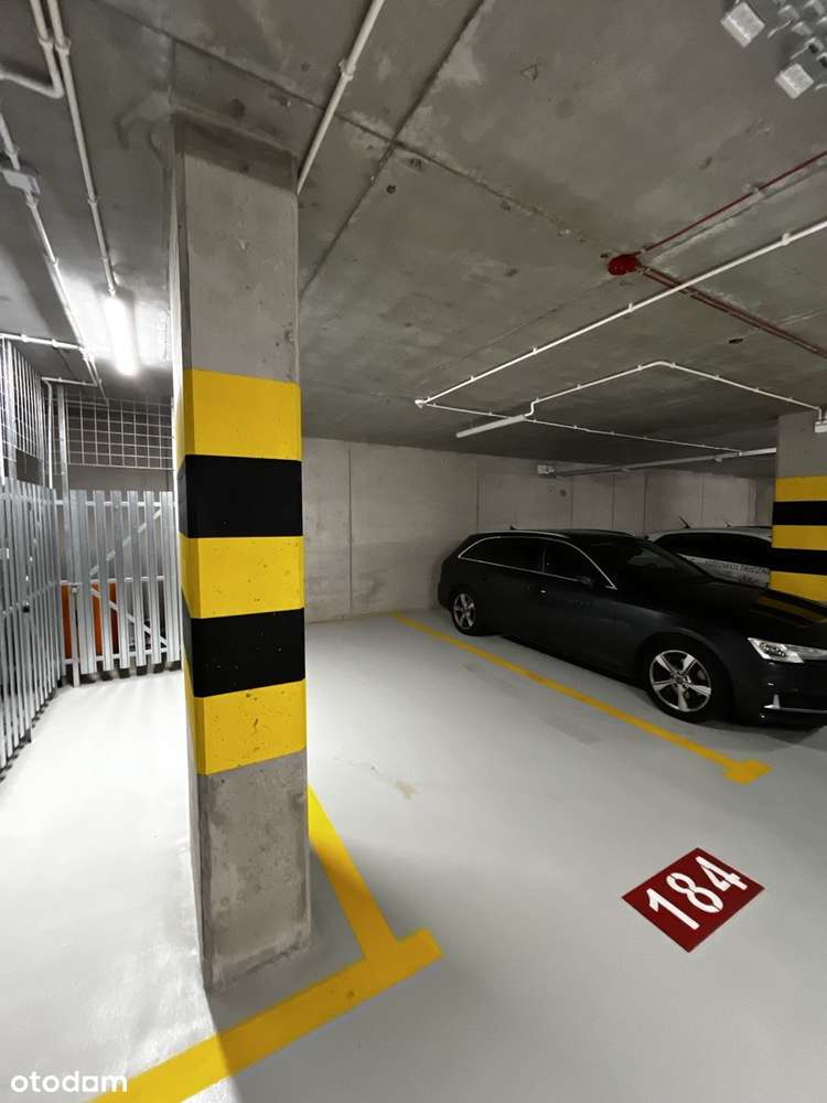ul. Herbu Oksza 9 | parking | od zaraz