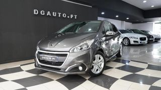 Peugeot 208 1.2 VTi SE Style