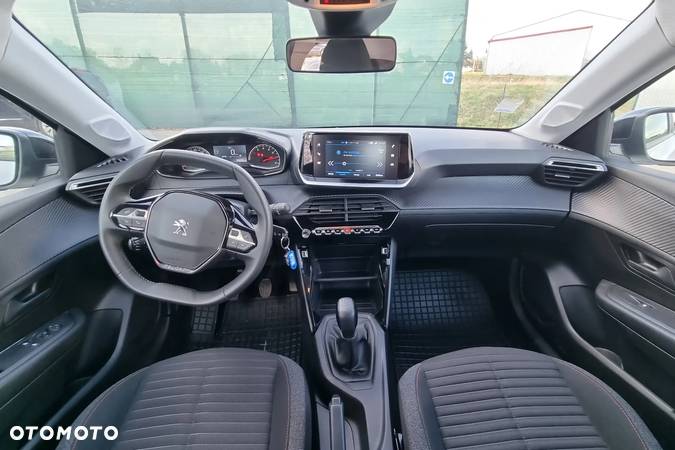 Peugeot 208 1.2 PureTech Like S&S - 10