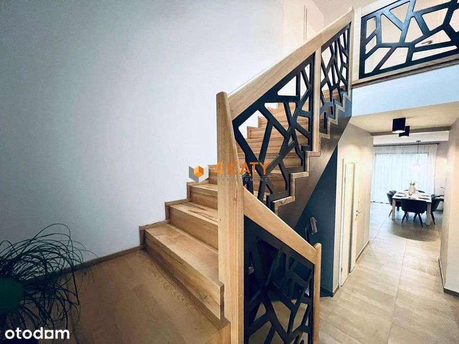 ___Przestronny, komfortowy dom wolnostojący z gara-11