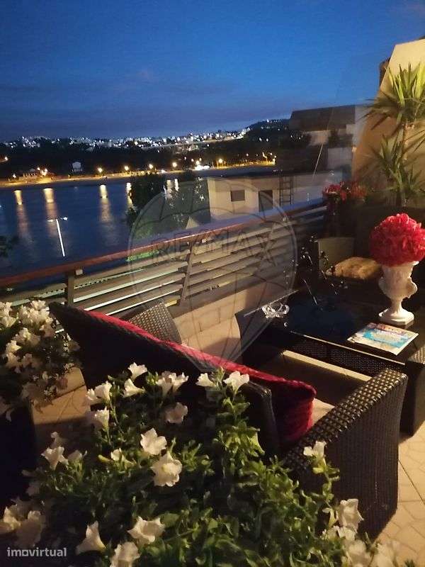 Apartamento T5 para venda-2