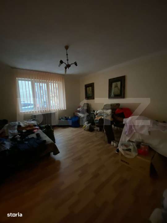 Casa de vanzare, cu 7 camere, 390 mp - Versatila si Centrala! - Imagine principală: 5/8