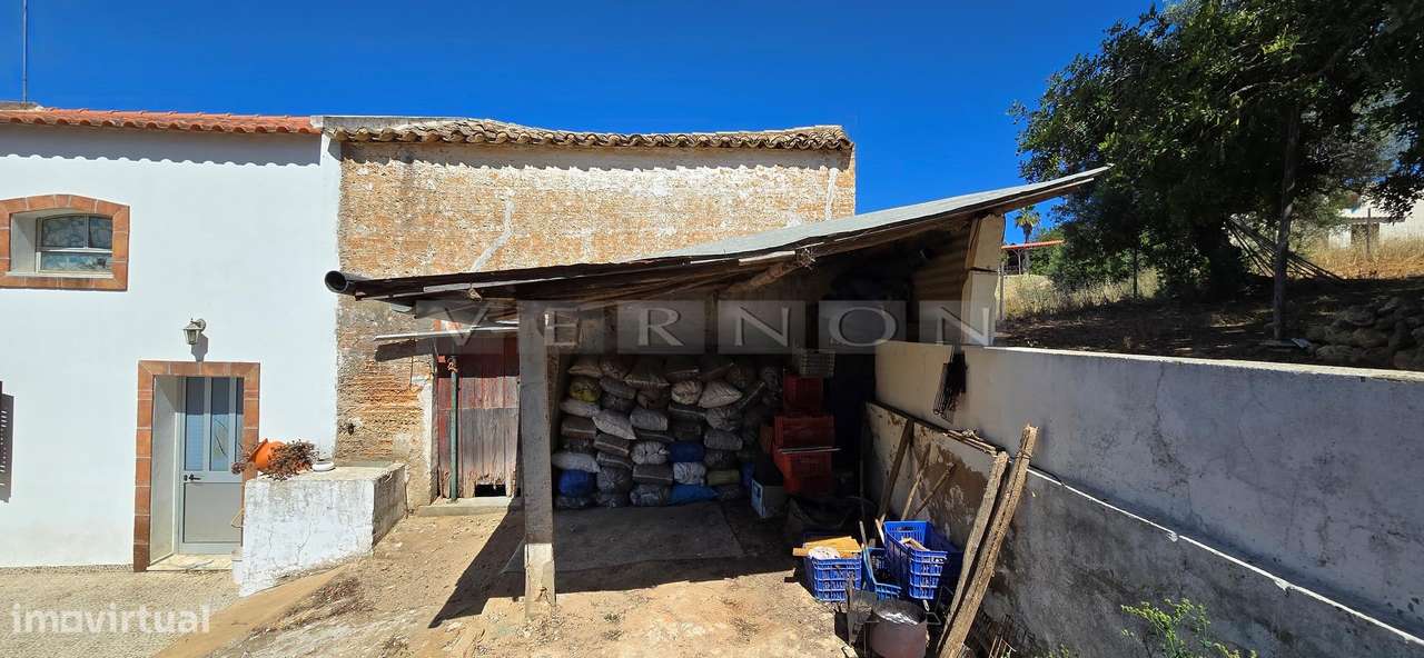 Algarve, para venda, moradia tradicional renovada  perto da Praia do C-32