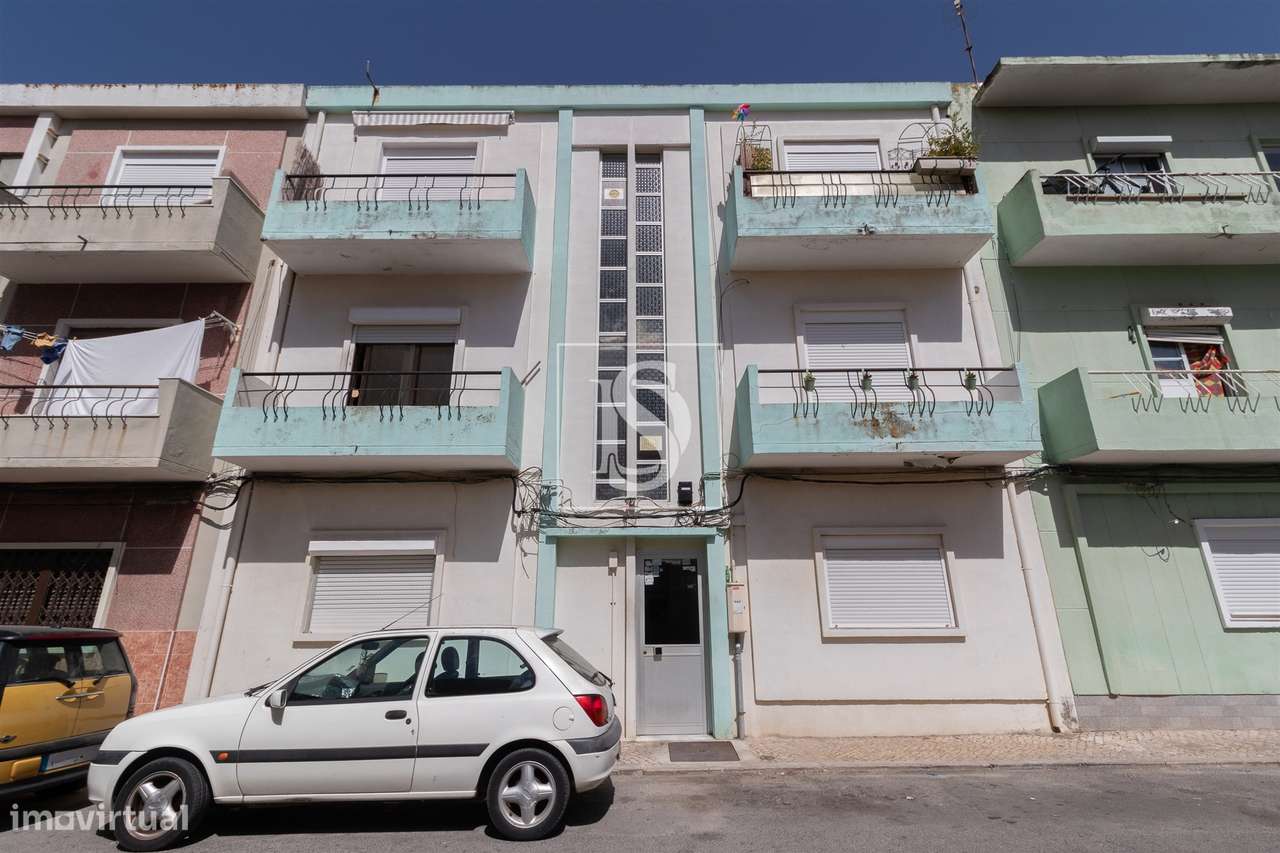 Apartamento T2 Arrendamento em Baixa da Banheira e Vale da Amoreira,Mo