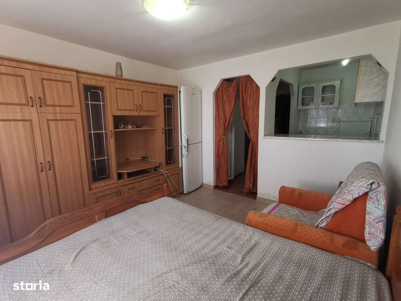 Garsoniere zona Cornisa mobilate si utilate - Imagine principală: 1/6