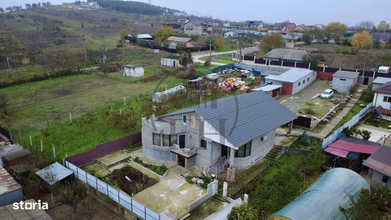 Casa/Vila de vanzare Harsova, Constanta, langa canalul Dunare-Marea Ne - Imagine principală: 4/20