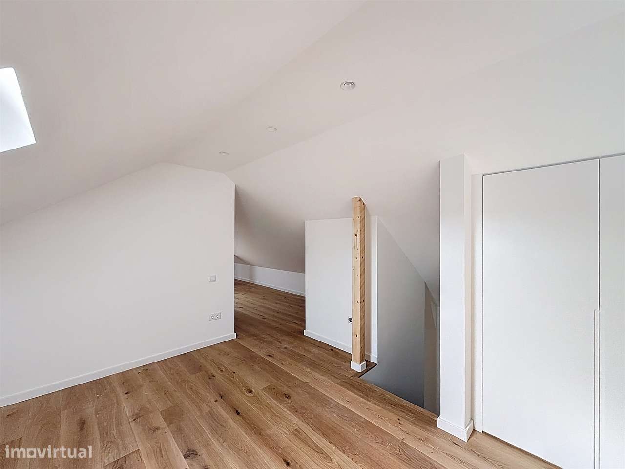 Apartamento T1+1 no centro da cidade-12