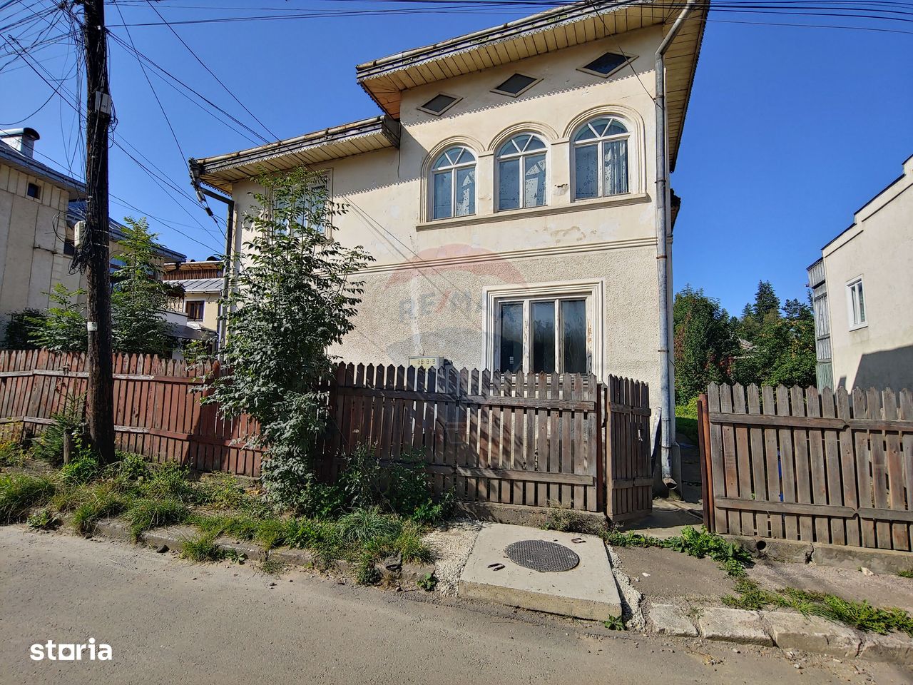 Casă / Vilă cu 3 camere în zona Centrală, Vatra Dornei, Suceava