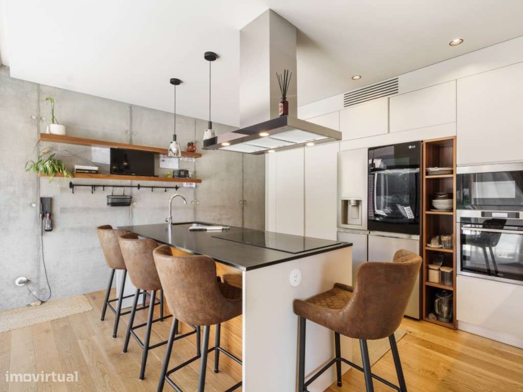 Moradia Exclusiva V4 com Piscina aquecida-24