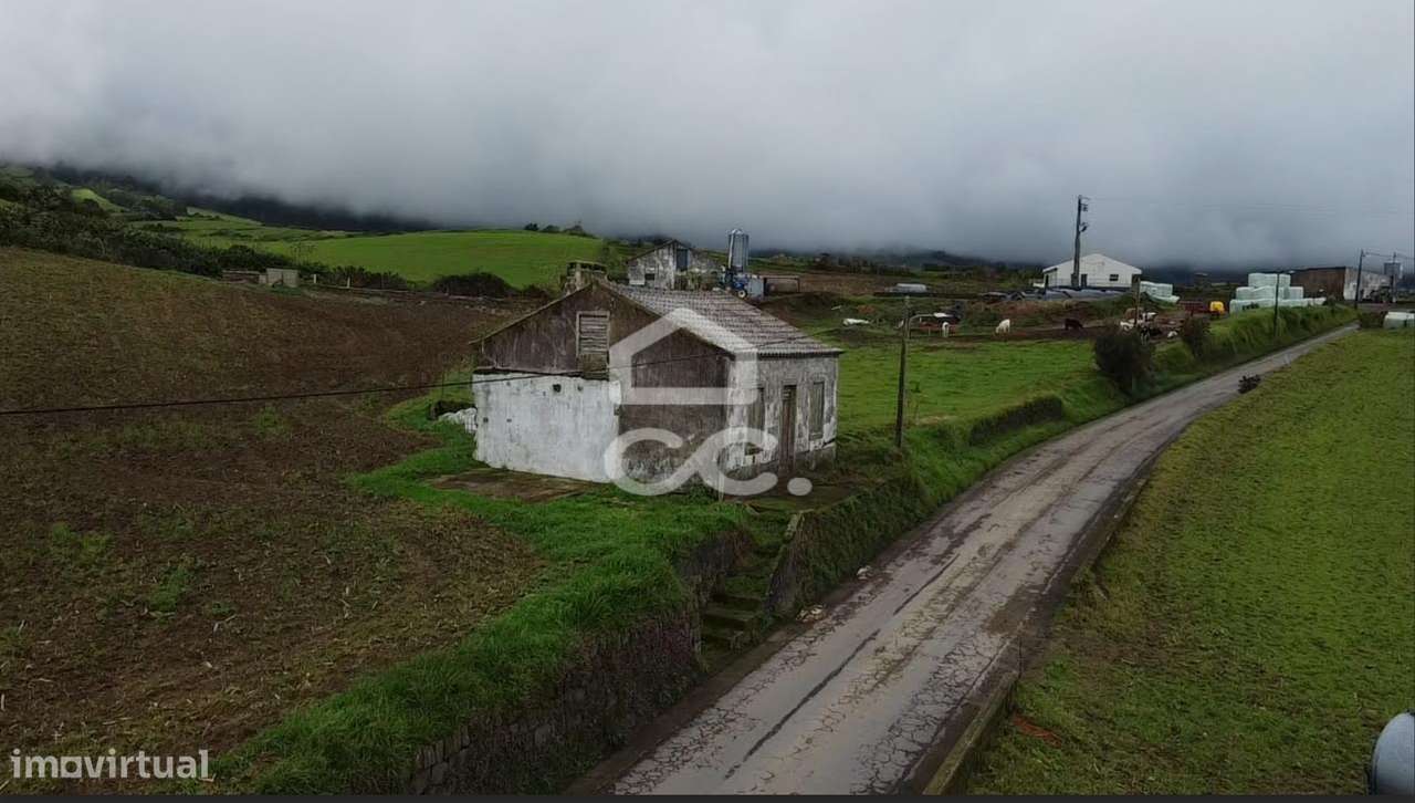 Moradia para Recuperar- Povoação - Grande imagem: 4/10