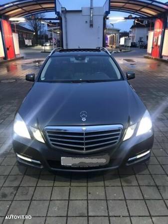 Dezmembrez MERCEDES E CLASS W212 2.2 CDI - 4