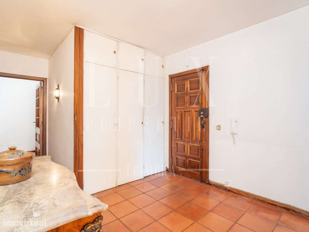 Apartamento T6 | Rua Antero de Quental, Celas - Grande imagem: 4/43