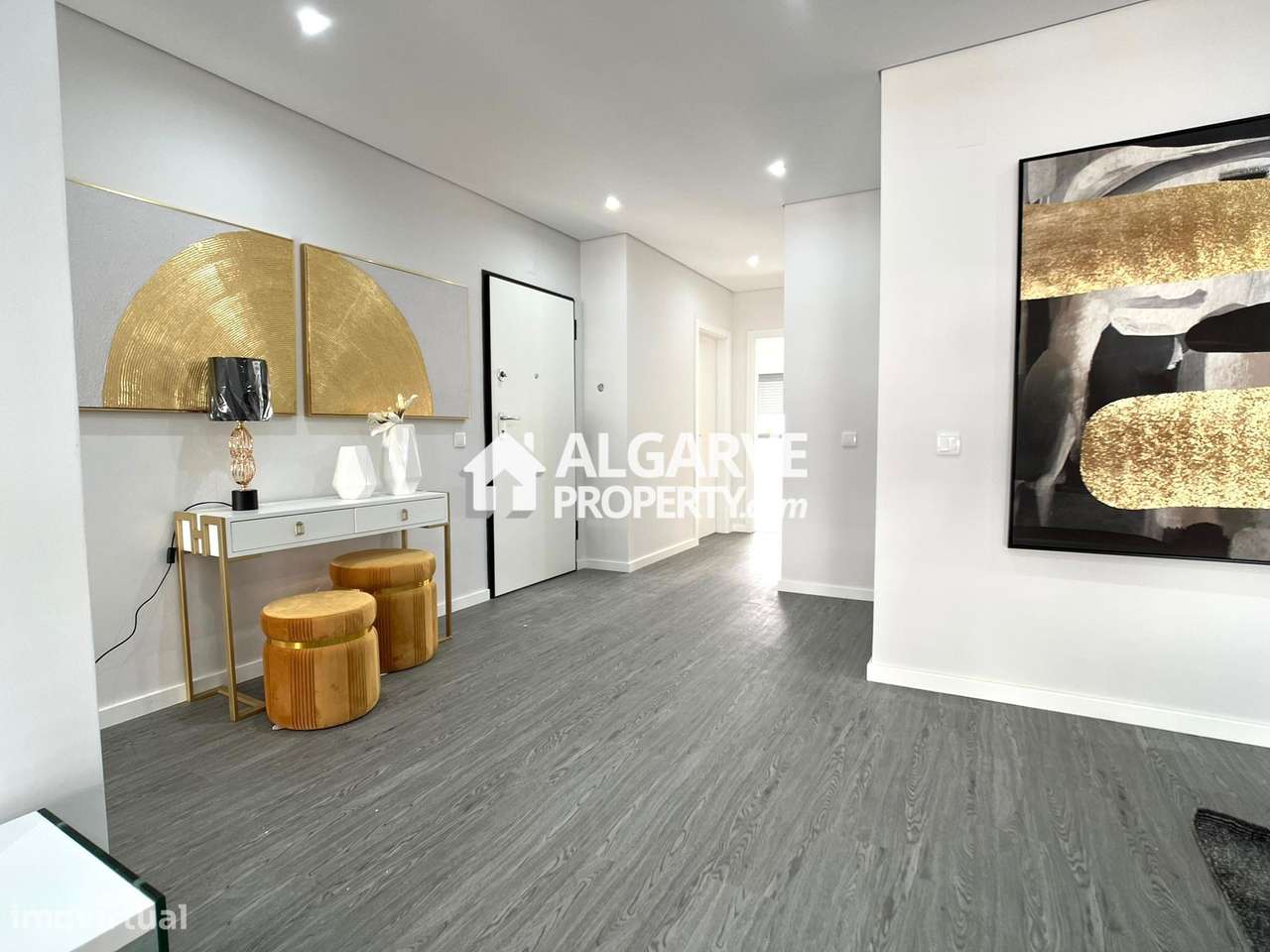 Apartamentos T3 em condomínio de arquitetura moderna com jardim perto-13