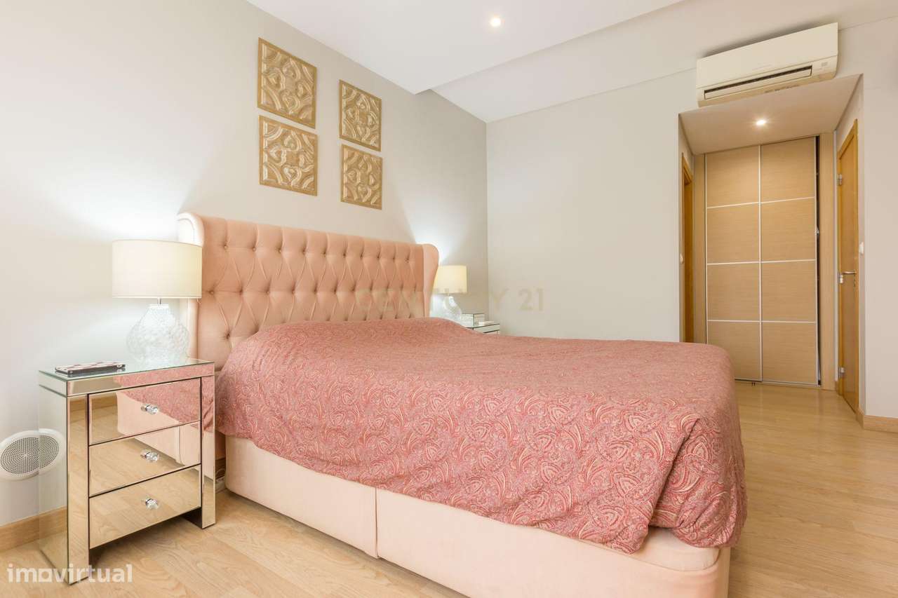 Apartamento T3 com Suíte, Arrecadação e Parqueamento – Conforto, Espaç-17