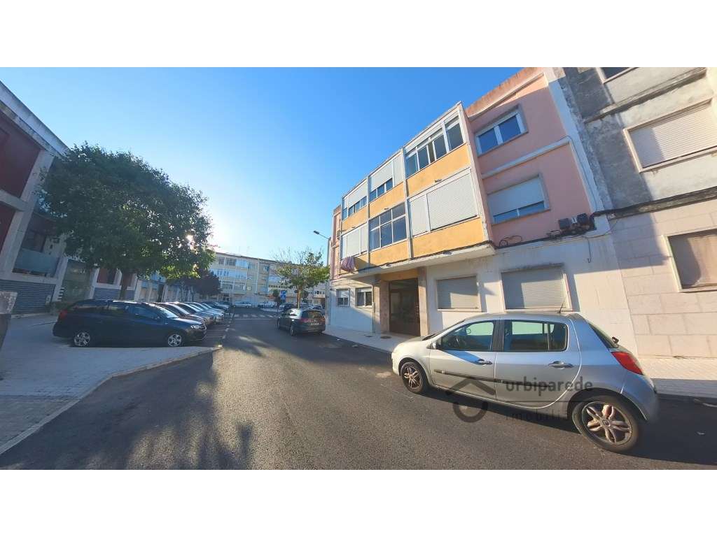 Apartamento T2 na Venteira- Amadora-26