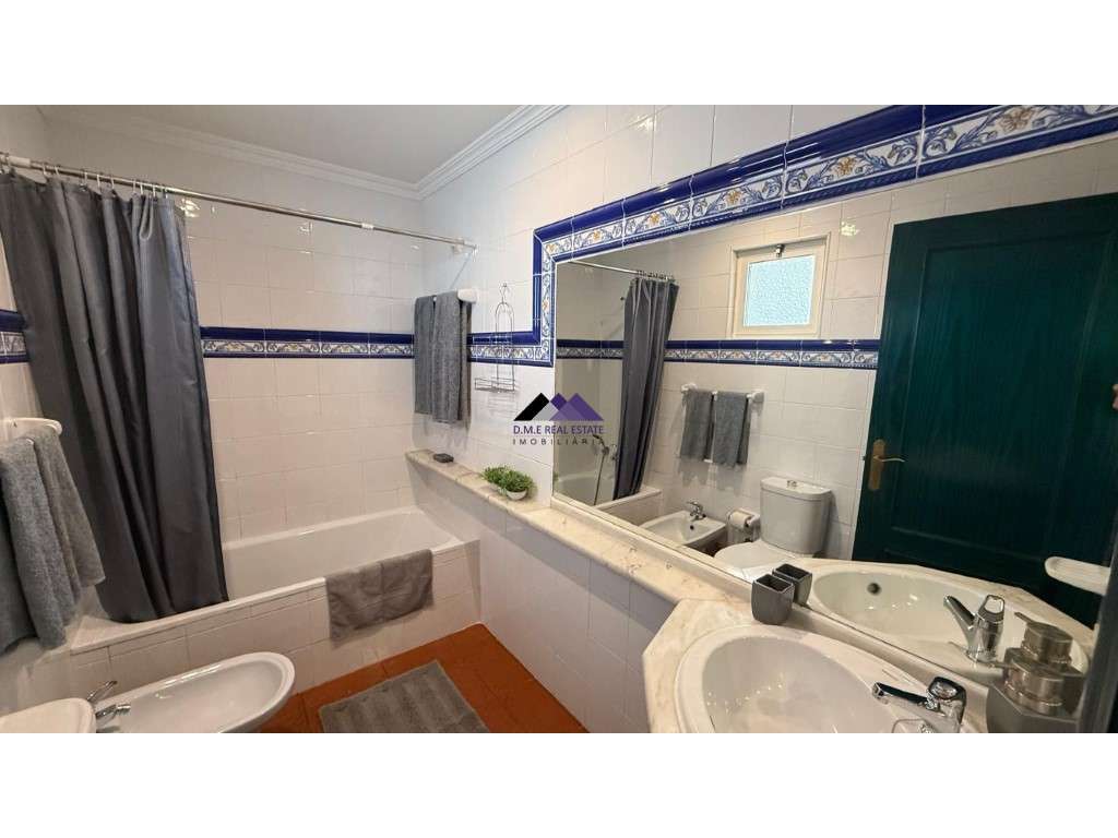 Apartamento T2 no Parque dos Reis-11