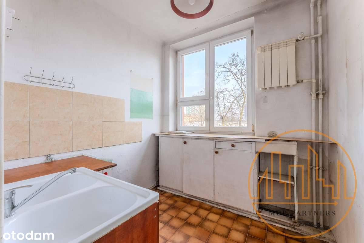 Oddzielna kuchnia | Z potencjałem | Plac Hallera-7