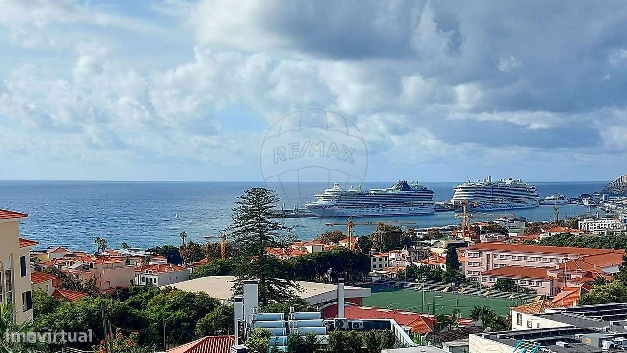 Moradia T5 para venda - Grande imagem: 2/23