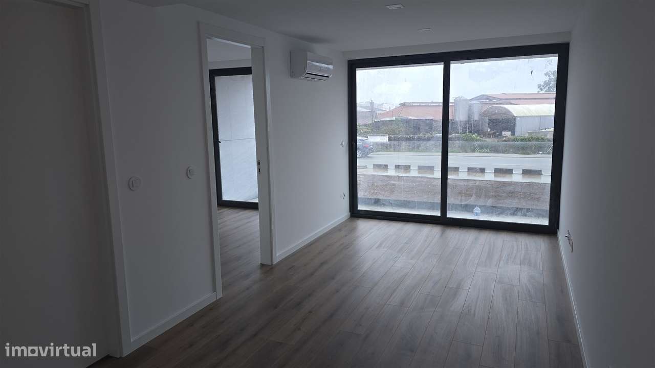 ARRENDAMENTO - Apartamento T1 NOVO na Póvoa de Varzim - Grande imagem: 4/13