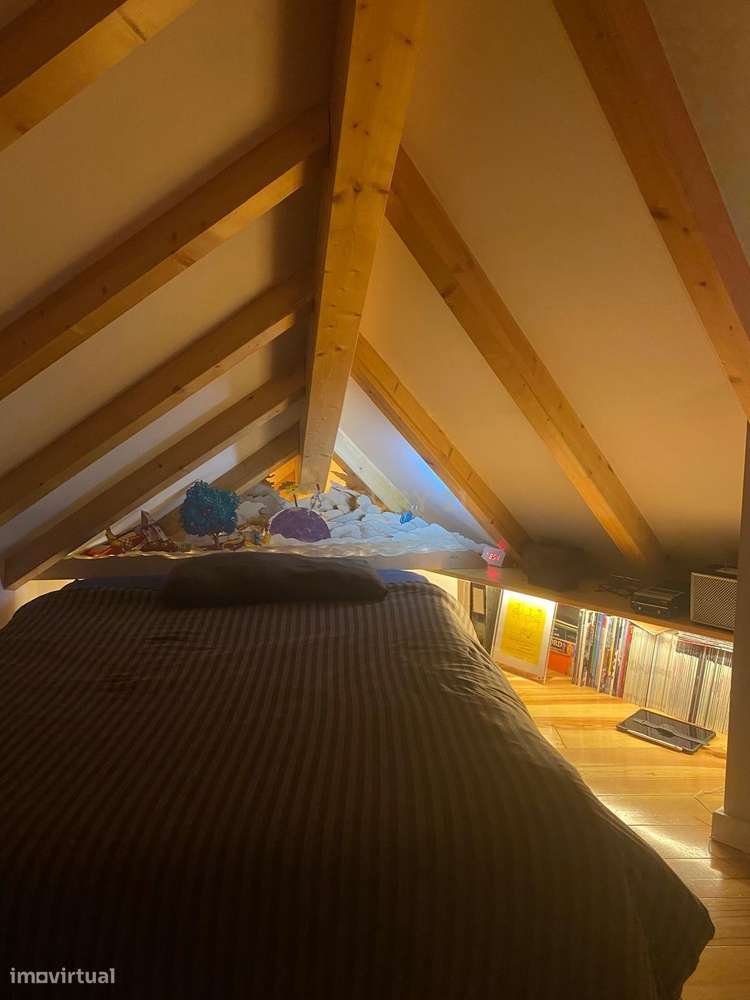 Apartamento  T1 duplex em prédio renovado com Vista Panorâmica-12