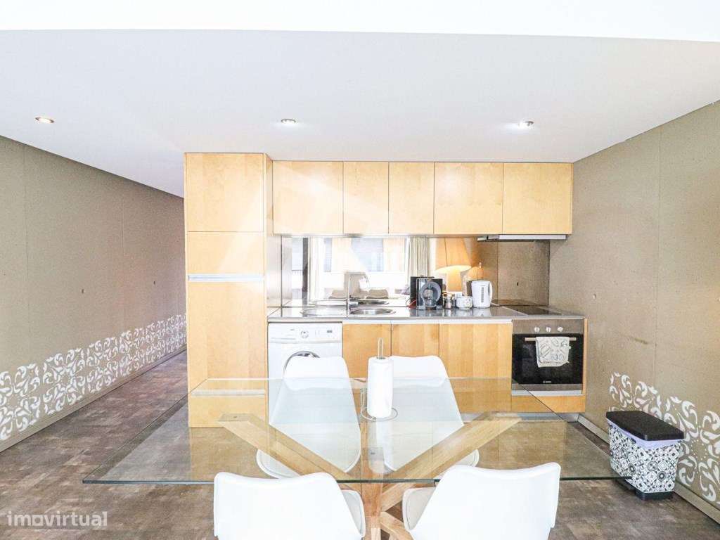 Apartamento T1 com Varanda - Com excelentes acessos | Aveiro - Grande imagem: 4/24