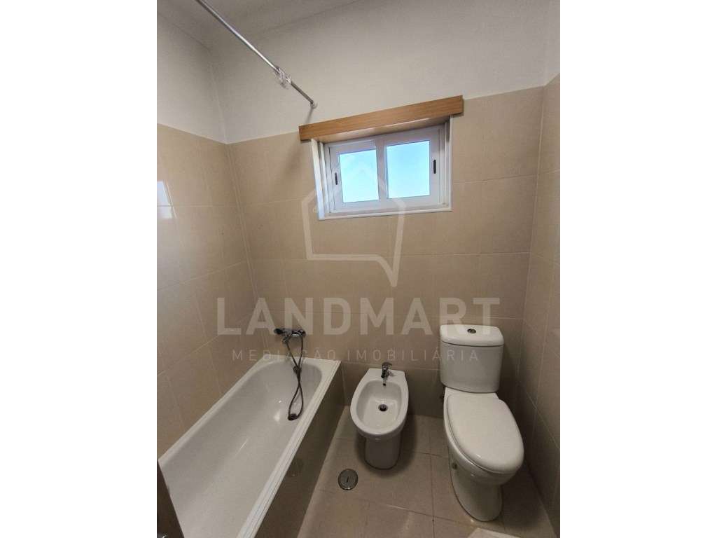 Apartamento T2, Rio Maior-8