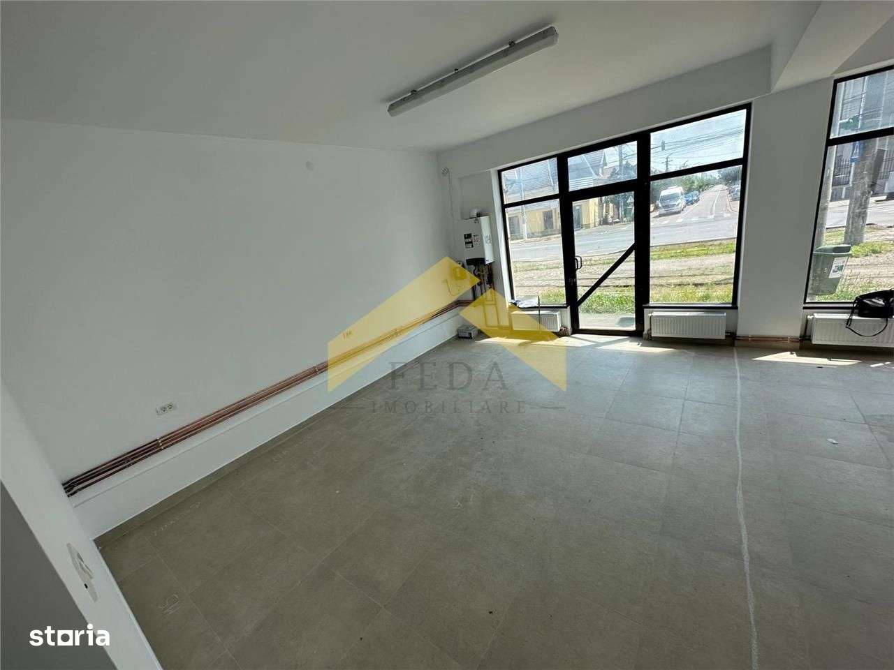 Spatiu comercial de vanzare zona Gradiste pe principala - Imagine principală: 2/4